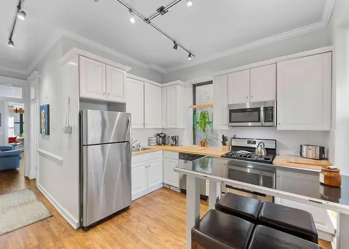 Secret Gallery On The Park - 2bd/1ba *