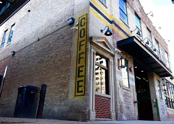 Secret Gallery On The Park - 2bd/1ba *